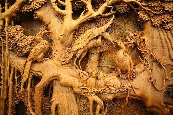 Искусство резьбы по дереву